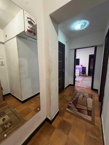 Apartament cu 2 camere semidecomandat, mobilat în Drumul Taberei