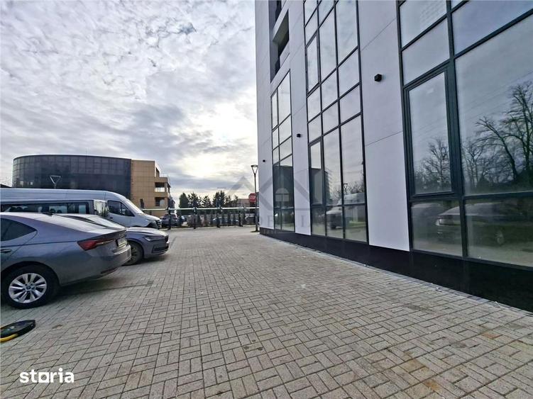 Spațiu comercial, de 108 mp, în Copou