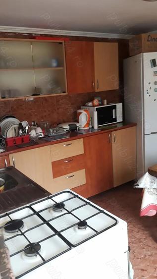 Casă cu 3 camere în Muncitoresc