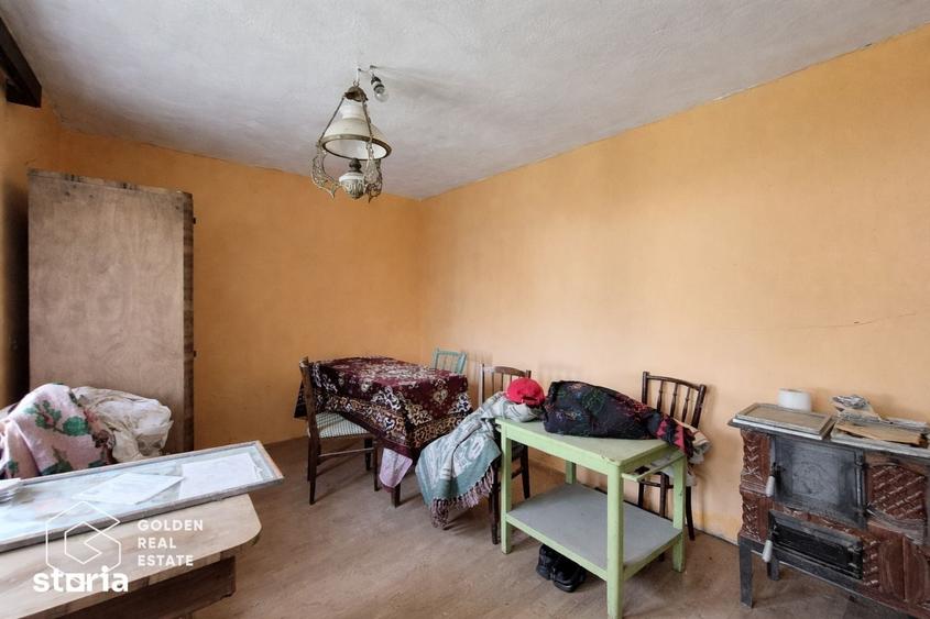 Casă cu 2 camere cu Teren 1170 Mp în Zăbrani