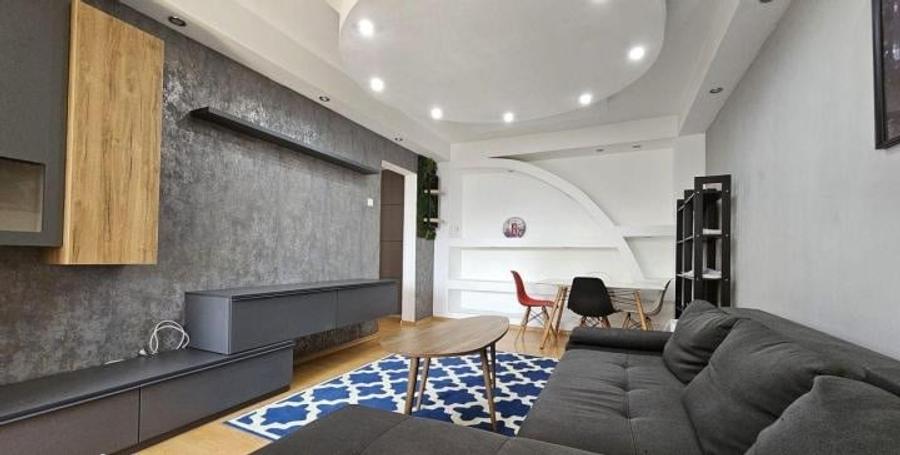 Apartament cu 2 camere semidecomandat, mobilat în Pantelimon