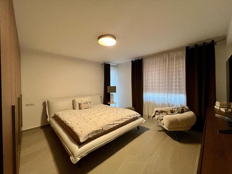 Duplex cu 4 camere cu Canalizare în Dezmir