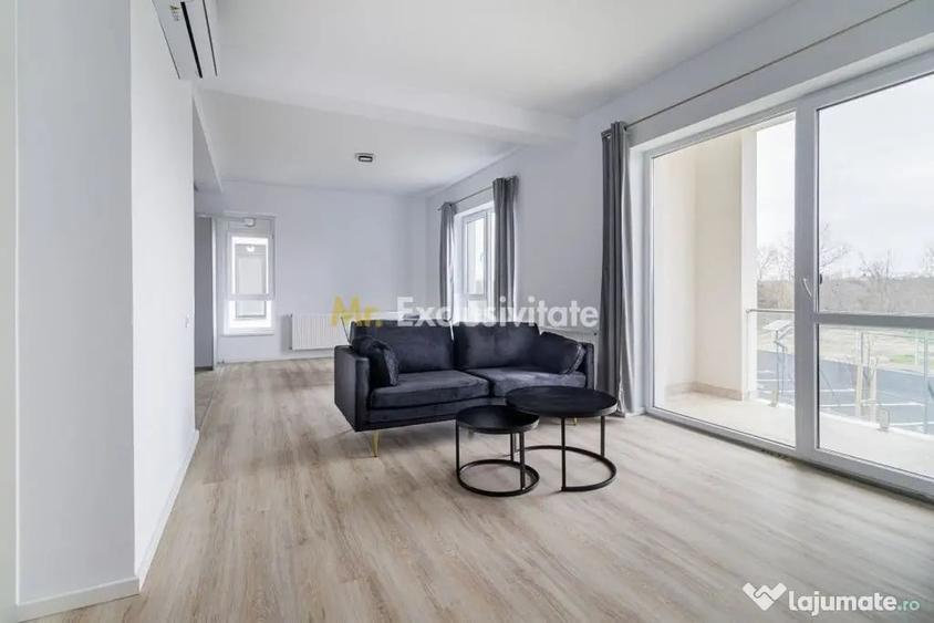 Apartament cu 3 camere semidecomandat în 1 Decembrie
