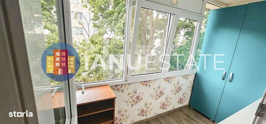 Apartament cu 3 camere decomandat în Titan