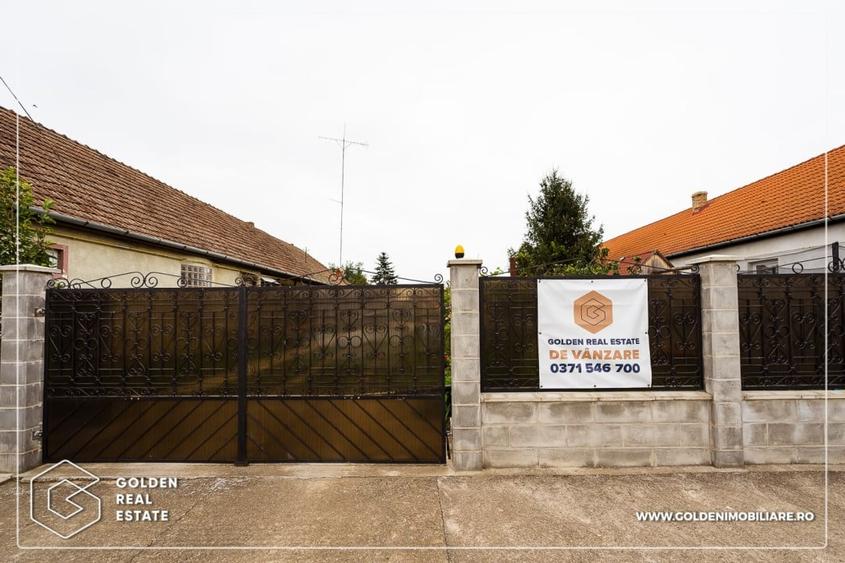 Casă individuală cu 4 camere cu Piscina în Peciu Nou
