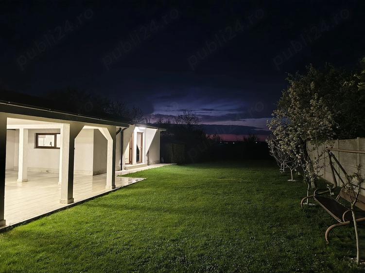 Vand casa in loc Caranzel com Lazareni 30 km de Oradea - 3