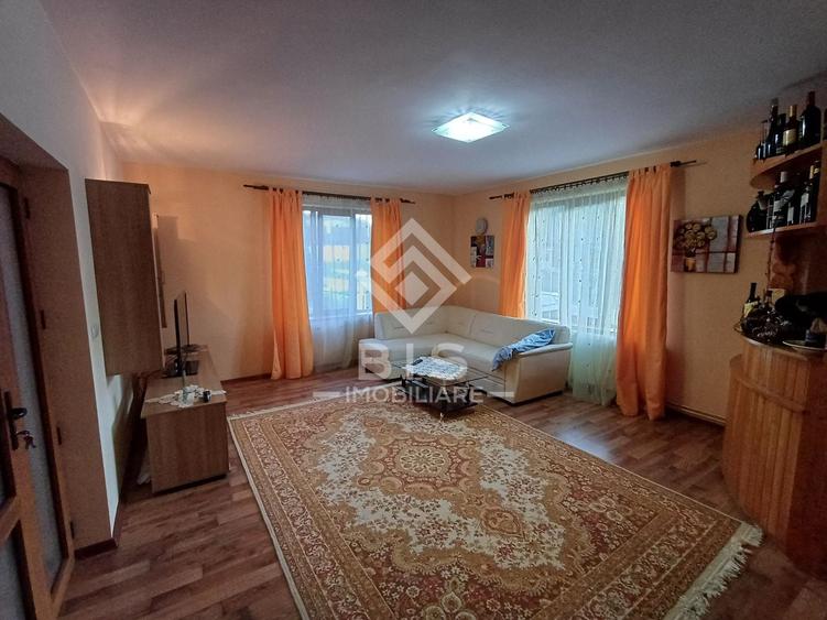 Casă individuală cu 5 camere cu Canalizare în Caila