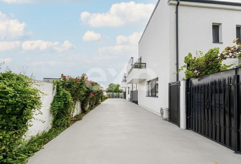 Casă individuală cu 4 camere cu Teren 230 Mp în Tunari