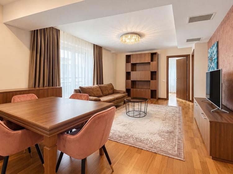 Apartament cu 3 camere decomandat, mobilat în Herăstrău