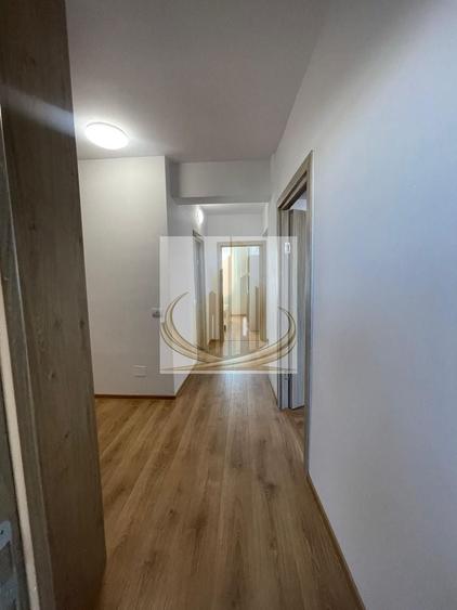 Apartament cu 3 camere, mobilat în Central