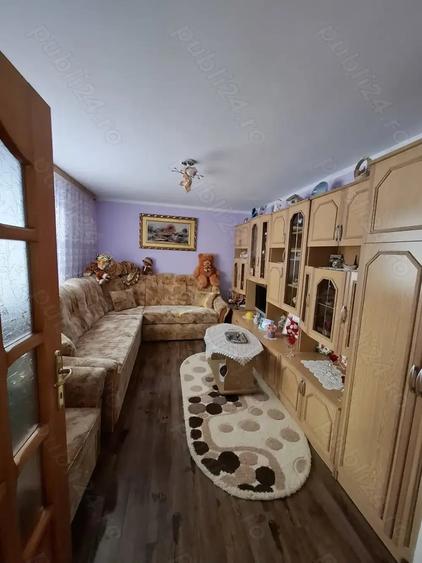 Casă cu 3 camere în Mândrești (Vlădeni)