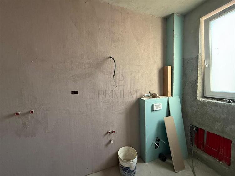 Duplex cu 4 camere cu Canalizare în Moșnița Nouă