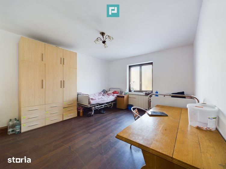 Casă cu 5 camere cu Teren 487 Mp în Mehala