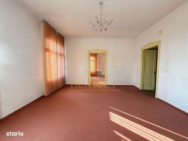 Apartament cu 5 camere în Ultracentral