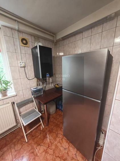 Apartament cu 4 camere decomandat, mobilat în Ozana