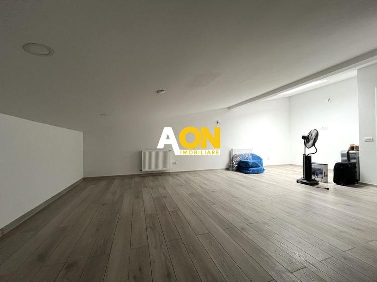 Casă cu 5 camere cu Canalizare în Micești