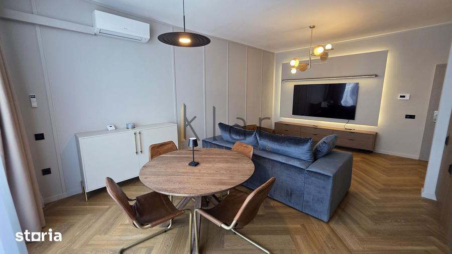 Apartament cu 3 camere semidecomandat, mobilat în Sopor