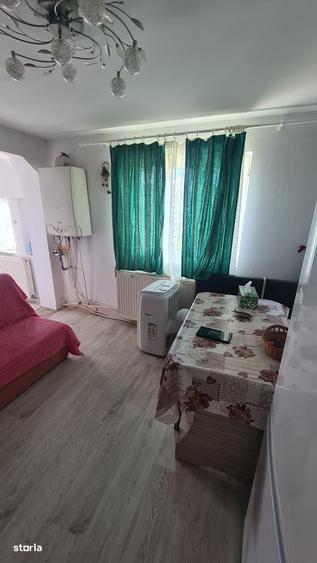 Casă cu 2 camere în Central