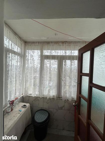 Apartament cu 2 camere semidecomandat în Dacia