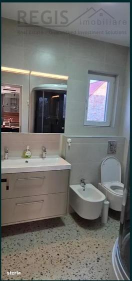 Apartament cu 3 camere, mobilat în Central