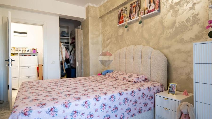 Apartament cu 2 camere semidecomandat, mobilat în Vitan-Bârzești