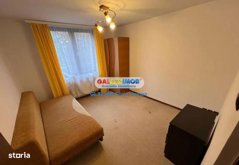 Apartament cu 3 camere decomandat, mobilat în Tei