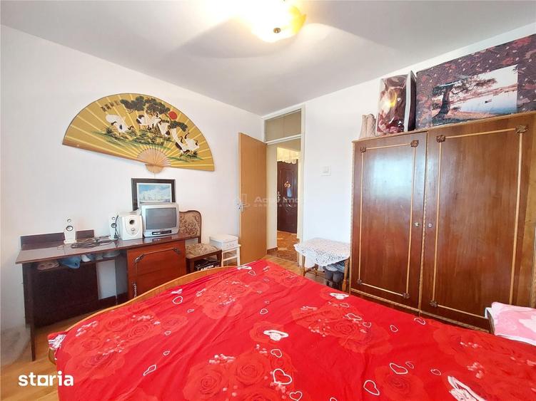 Apartament cu 2 camere decomandat în Central