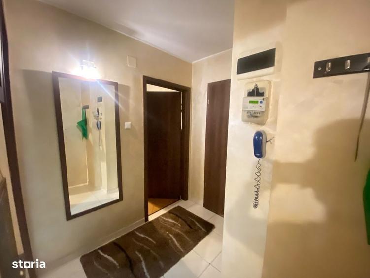 Apartament cu 2 camere semidecomandat în Romană