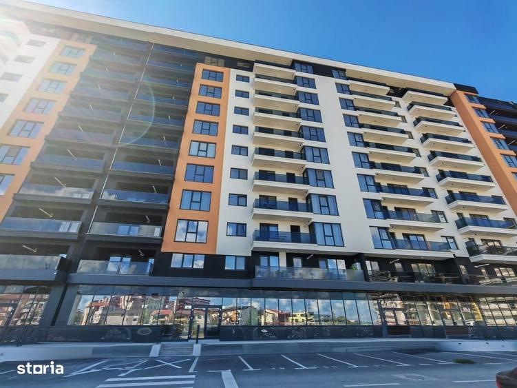 Apartament cu 3 camere decomandat în Energia