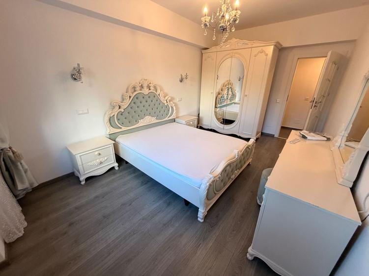 Apartament cu 3 camere decomandat în Muncii