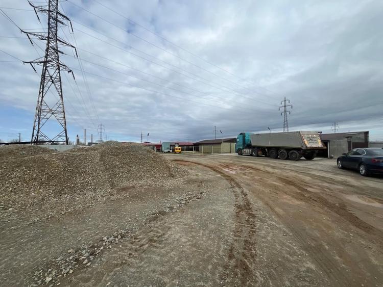 Teren Construcții intravilan de 4000 mp, în Ișalnița