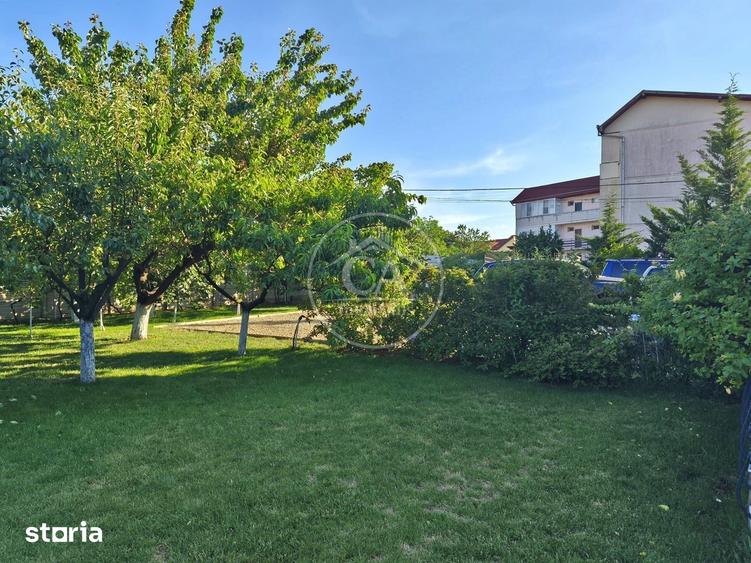 Casă cu Teren 1000 Mp în Sânmartin