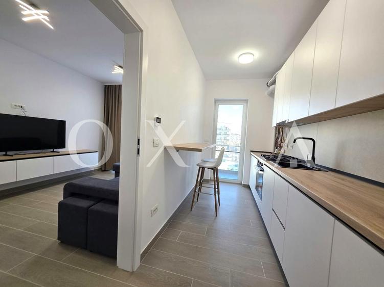 Apartament cu 2 camere semidecomandat, mobilat în Giroc