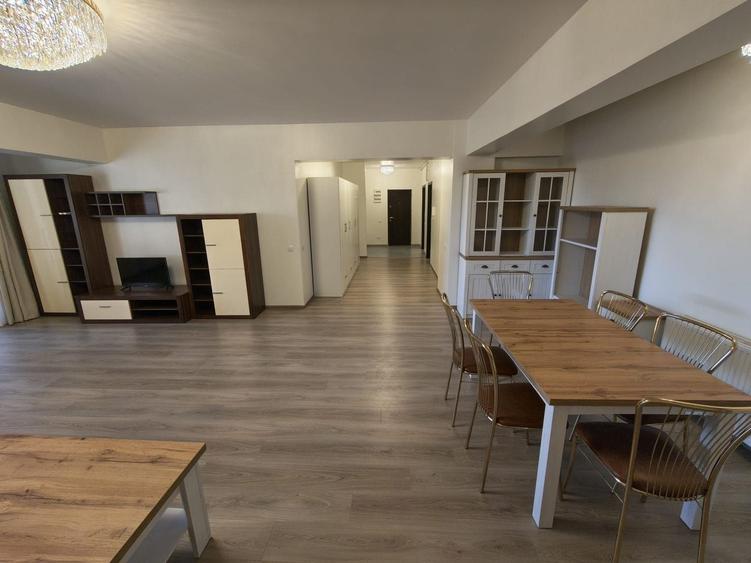 Apartament cu 3 camere, mobilat în Grozăvești
