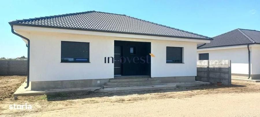 Casă cu 4 camere cu Teren 350 Mp în Odoreu