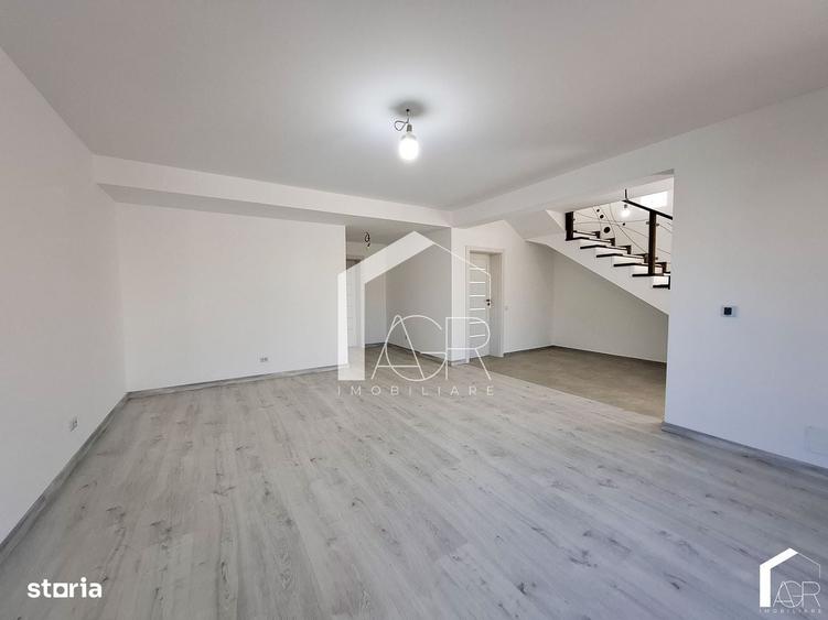 Casă cu 4 camere în Păulești