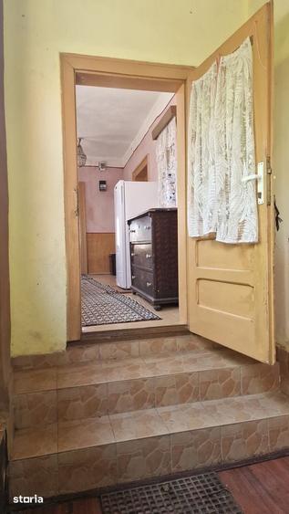 Casa de vanzare cu 4 camere in zona rurala - 11