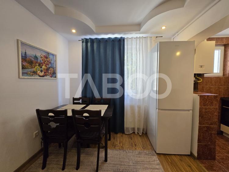 Apartament cu 3 camere semidecomandat, mobilat în Țiglari