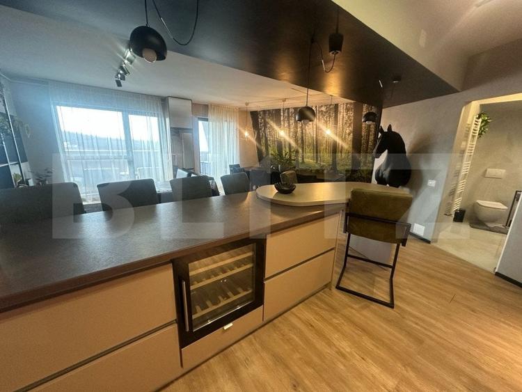 Apartament cu 4 camere decomandat, mobilat în Zorilor