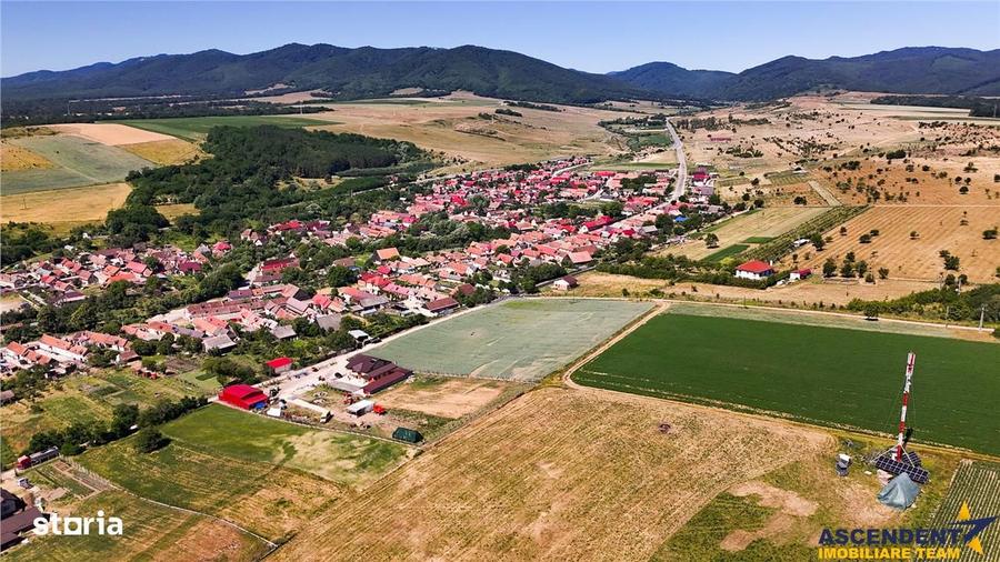 Teren de 1370 mp, în Măieruș