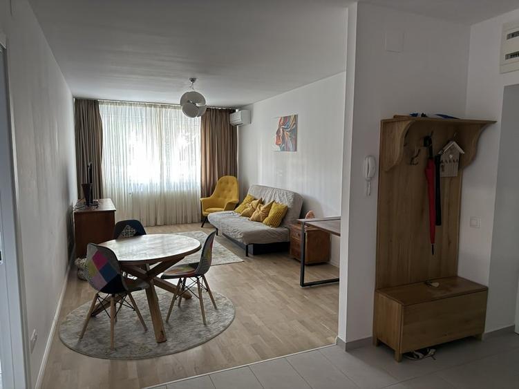 Apartament cu 2 camere decomandat, mobilat în Baba Novac