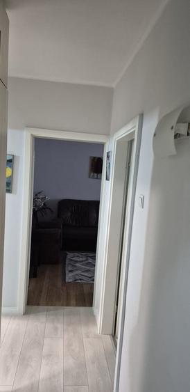 Apartament cu 3 camere decomandat, mobilat în Rahova