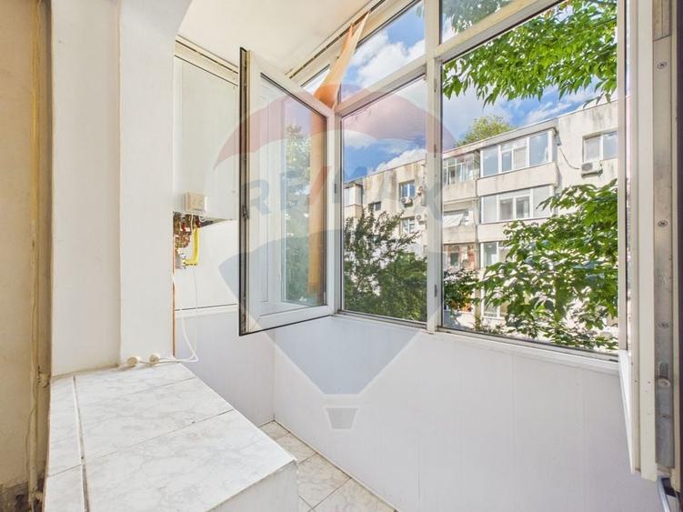 Apartament cu 2 camere, decomandat, gata de transformare-Crangasi - 10
