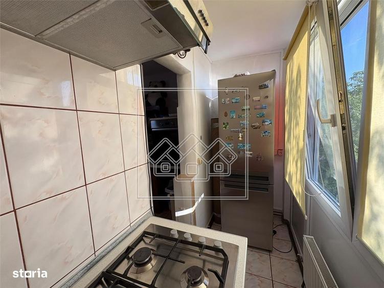 Apartament cu 2 camere decomandat în Ștrand