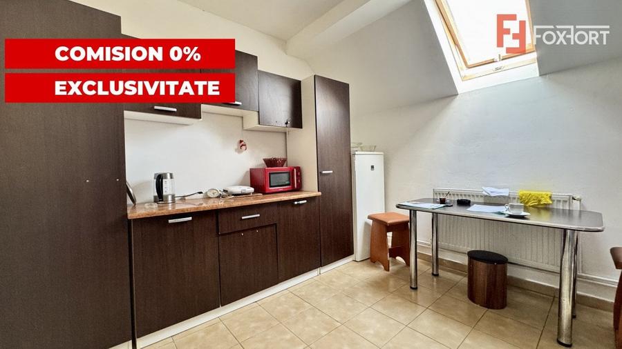 Apartament cu 3 camere decomandat, mobilat în Girocului