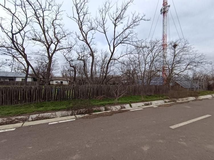 Teren de 1830 mp, în Gemenele