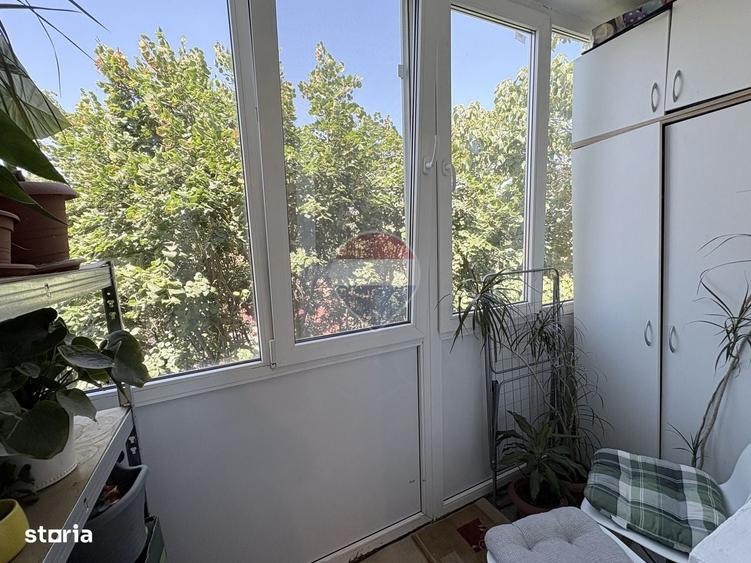 Apartament cu 3 camere în Aurel Vlaicu