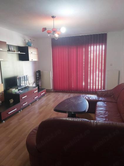 Apartament cu 2 camere decomandat în Lipovei