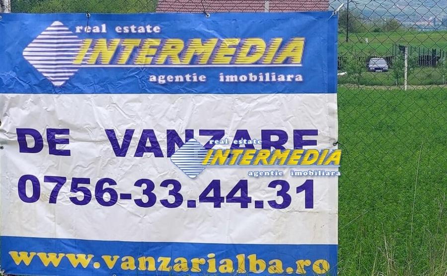 Casă individuală cu 3 camere cu Teren 900 Mp în Lunca Ampoiței