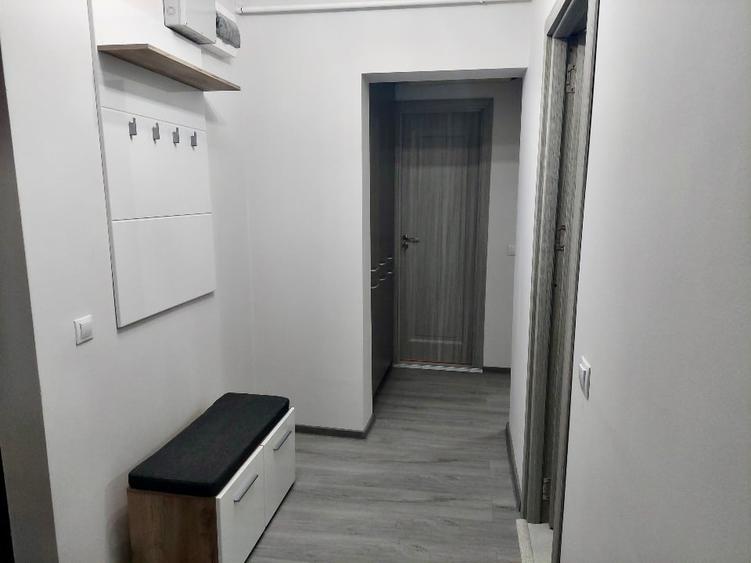 Apartament cu 2 camere decomandat, mobilat în Mazepa 1